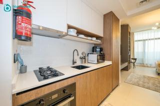 Blue Breeze - Trendy Studio with Balcony & Stylish Interiors - 7