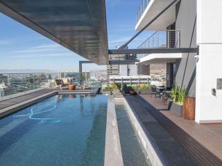 16 on Bree 1713 - Cape Town - 3