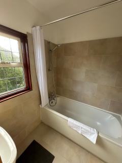 Stylish Happiness Home - Surrey - - 3