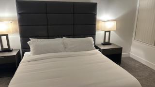 Warm and Welcoming - Los Angeles - 9