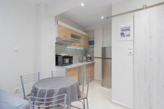 Modern apt at Thisio next to the metro station - Atene - 1