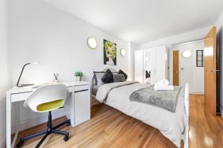 Croydon FBS Retreat, Easy access to central - 5