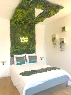 Jungle Room - Atypique - Spacieux - WIFI - TV 4K - Vue Sur Ville - Confort - Rouen - 4