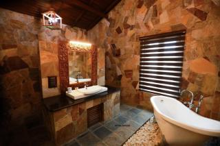 Florain Otium Talpe - 3 Bedroom Oceanfront Villa - 4