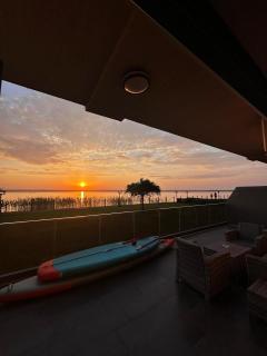 COMPASS lake view apartment - Mamaia - 4