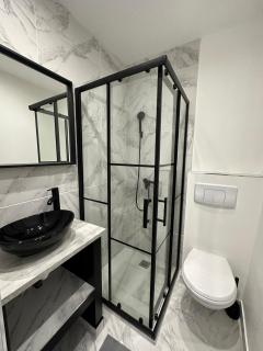Studio Black and White - Menton - 5