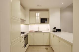 Livbnb-Stylish 1B with Spacious Balcony in JVC - 7