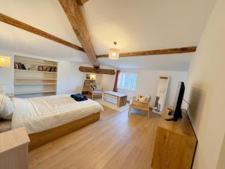Loft Élégant & Lumineux dans un Immeuble Classé - Nîmes - 4
