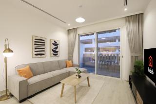 Livbnb-Stylish 1B with Spacious Balcony in JVC - 1