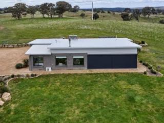Heathcote Getaway, Nullegai with Spectacular Views - - 4