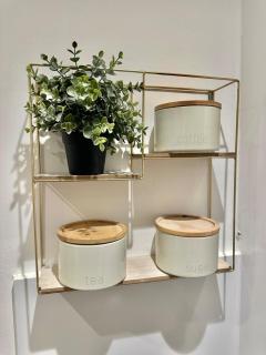 One Bedroom Flat By Brookland Stays Serviced Accommodation Short Lets Leeds With Free WiFi - 4