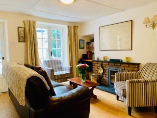 Maypole Cottages No 10 Broad Street Padstow - 3