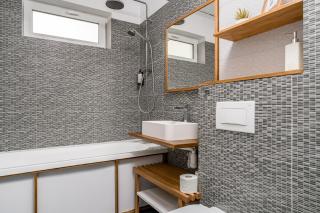 Cozy Apartment - Swimming Center, Airport & Therme SPA - Otopeni - 7