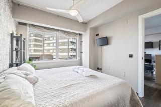 Modern Apartment Next to La Malagueta Beach - Málaga - 2