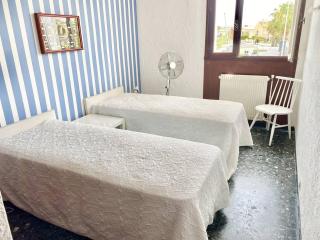 LE GRAU DU ROI - SECTEUR RIVES GAUCHE - APPARTEMENT 2 CHAMBRES VUE MER ET PARKING - 6