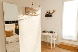Fabulous 90mq Penthouse with Jacuzzi in Bari City Center - Bari - 3