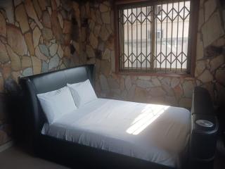 'The Crib' - Accra - 9