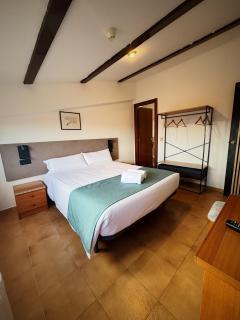Hostal Legaz - Funes - 0