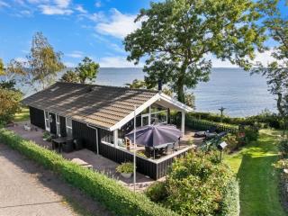 Holiday Home Harthwik - 10m from the sea by Interhome - Brohave - 0