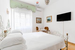 Palazzo Grassi by Vivimy - 8