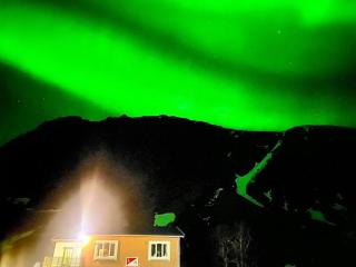 Unstad Surfpacker Hostel - 8