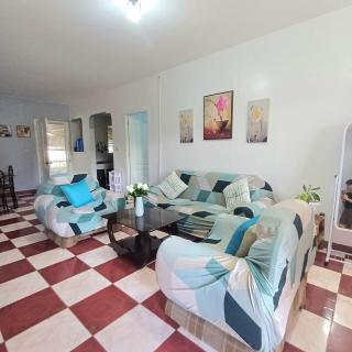 Garcias Inn - - 0