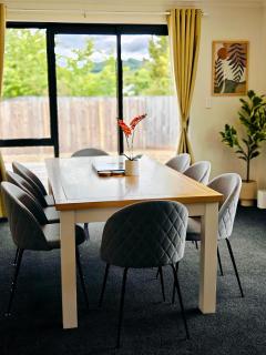 Stylish Home Away from Home - Rotorua - 8