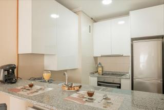 Primera Linea de Playa Samil Costa con Garaje Incluido - 6