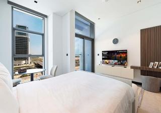 Chic Studio with Top Amenities - 7