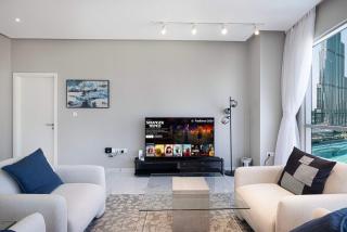 Downtown Sanctuary Iconic Burj Views & Luxury Living - 6