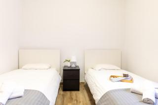 Josep Tarradellas Entire Apartment - 6