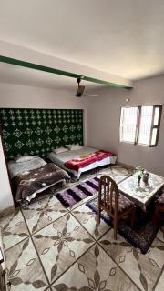 Dev home stay - Jhūsi - 5