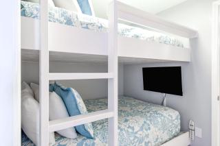 The Palms Of Destin 21104 Junior - 2