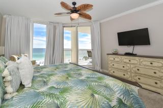 Silver Beach Towers E504 - 1