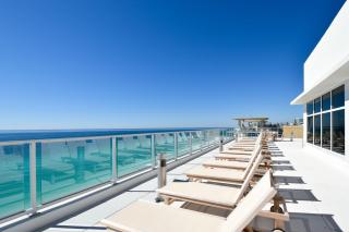 1900 Ninety Eight 401 - 4