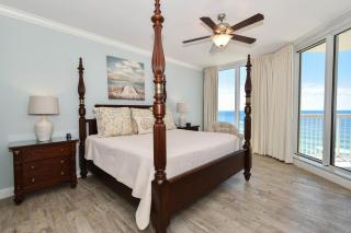 Silver Beach Towers W1204 - 3