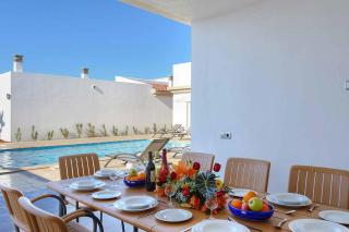 Villa Betty - Cala en Blanes - 9