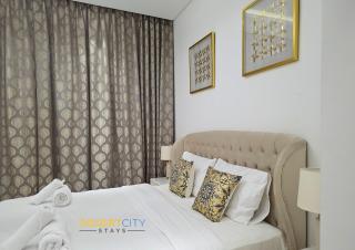Chic 2 Bed in Dubai Hills, Hosted by Desert City Stays - 1
