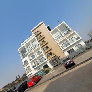 RT LUXURY ONE BEDROOM DUPLEX At BELROSE PLACE - Accra - 0