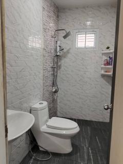 Renita 3BR Holiday Home - Ban Huai Yai - 3