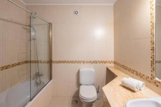 Apartment Luna - Resort with a pool area with a lounge bar - Albufeira - 5