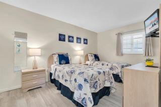 Sun Plaza by Coastal Chic Vacations - Private Beach Access with Pool and Tennis - 7
