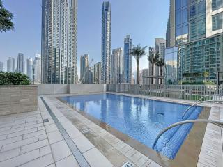 Forte Tower - Aesthetic Three Bedroom in Downtown - 9