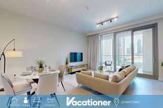 Forte Tower - Aesthetic Three Bedroom in Downtown - 0