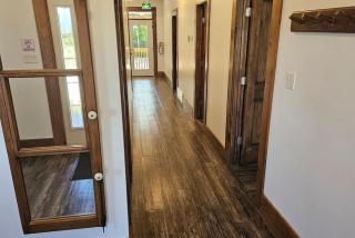 Modern Memories 8BR Hillside Chalet w BBQ, Laundry and 6.5WR - The Blue Mountains - 5