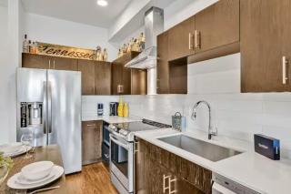 City escape perfect for couples - Nashville - 5