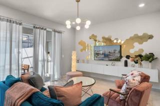 5 Bedroom 4.5 Bathroom Windsor Island 191 - 8