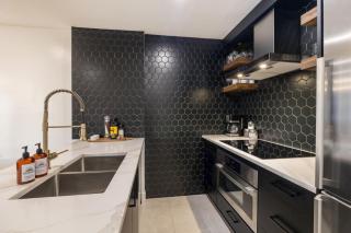 Whistler Village 2BR, Sleeps 6, Air Con, Free Parking - 4