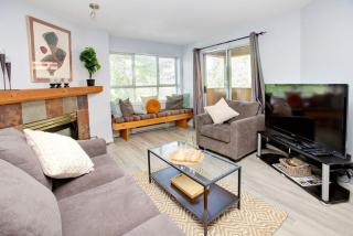 Marketplace 228 - Whistler - 4
