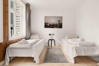 Dinbnb Homes I Idyllically Located 4-Bedroom Home - Bergen - 2